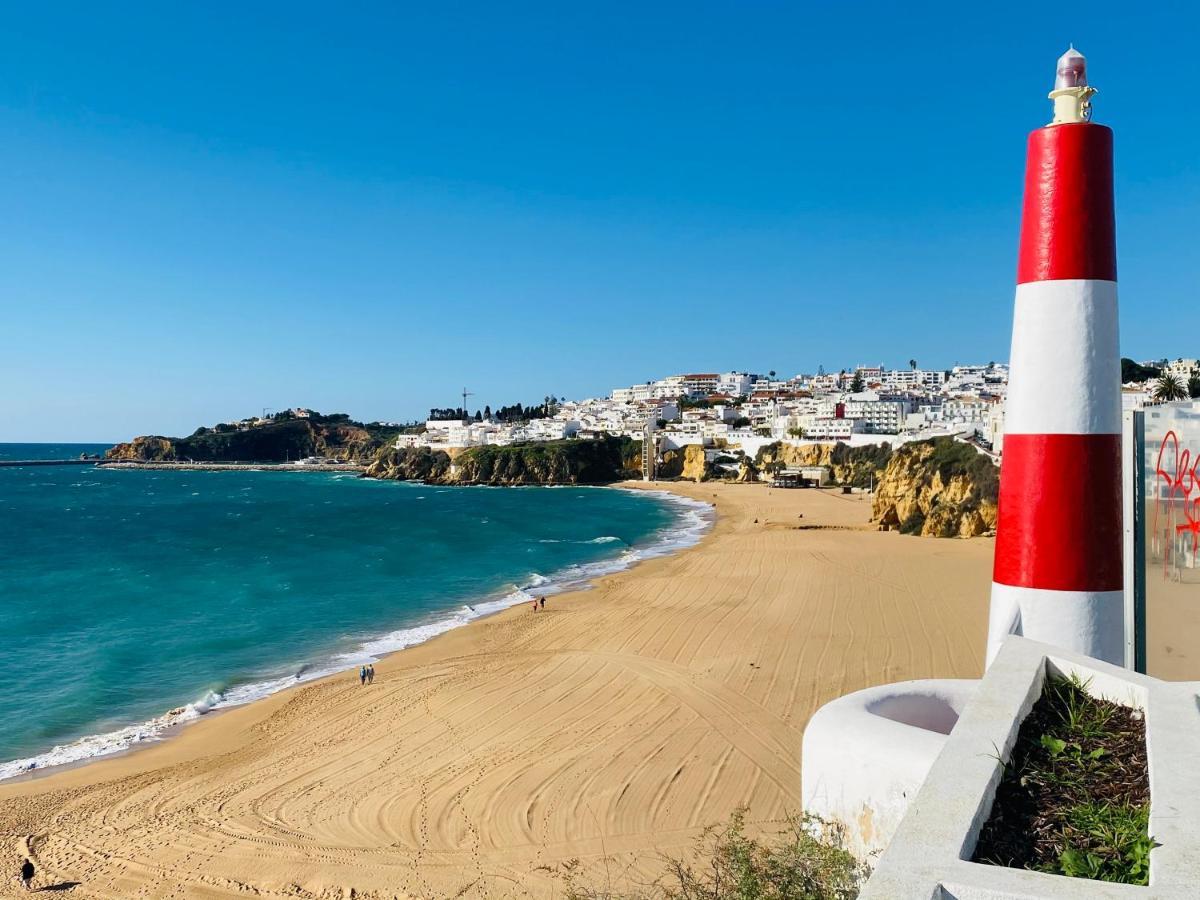 Deluxe Apartment In Albufeira Old Town, 200M Walk To Beach, Pool Parking Buitenkant foto
